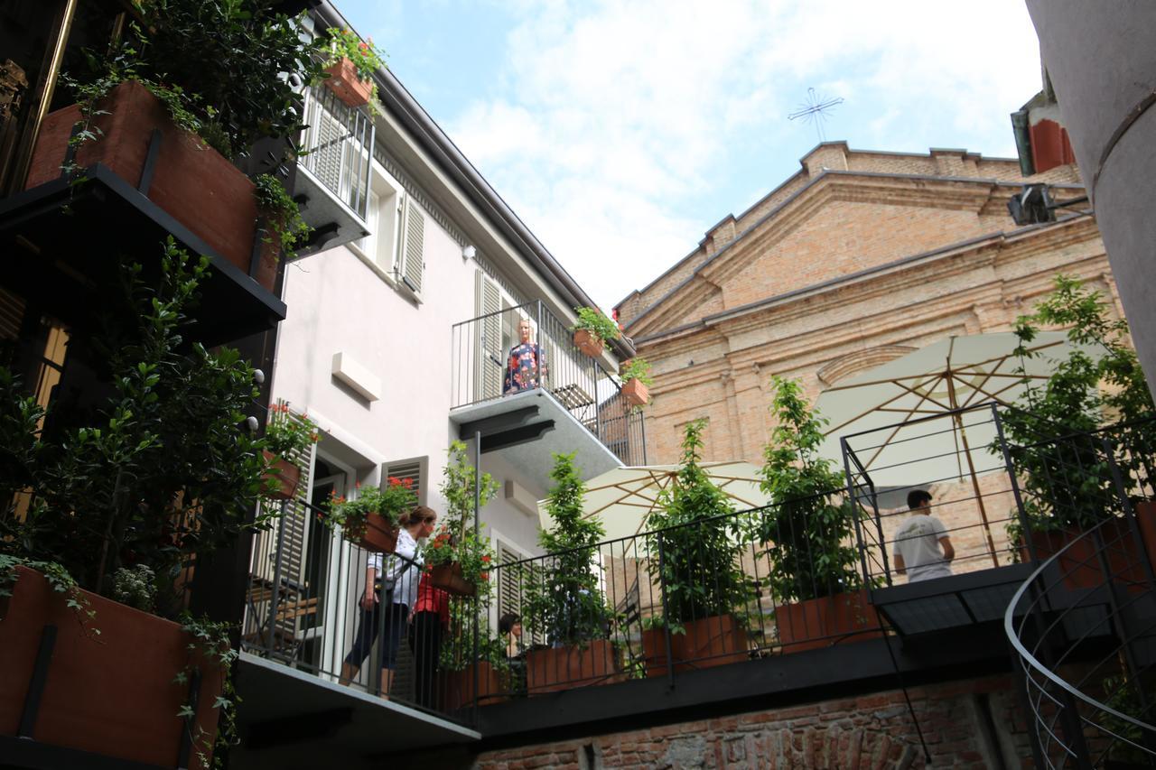 La Canonica - Charming Self-Catering Apartments In นิซซา มอนแฟร์ราโต ภายนอก รูปภาพ