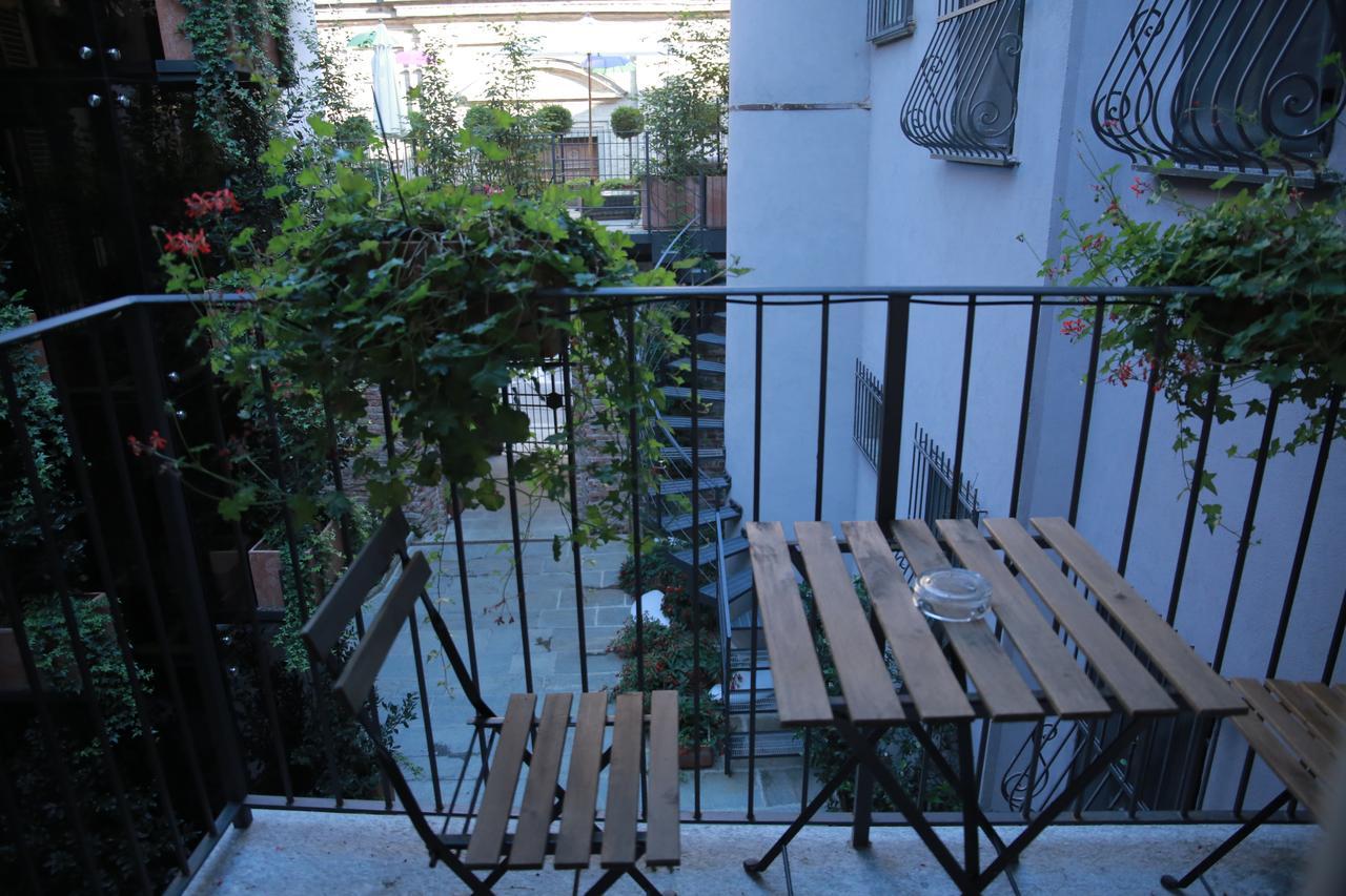 La Canonica - Charming Self-Catering Apartments In นิซซา มอนแฟร์ราโต ภายนอก รูปภาพ