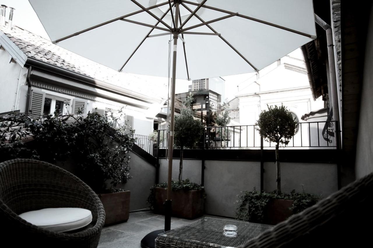 La Canonica - Charming Self-Catering Apartments In นิซซา มอนแฟร์ราโต ภายนอก รูปภาพ