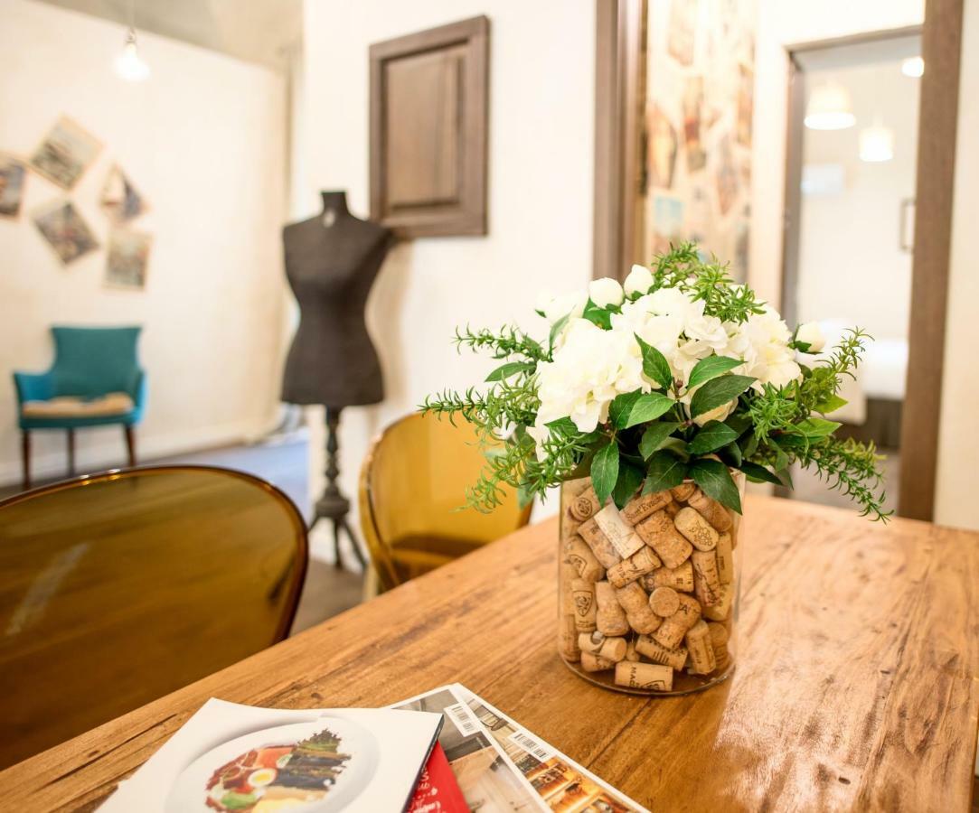La Canonica - Charming Self-Catering Apartments In นิซซา มอนแฟร์ราโต ภายนอก รูปภาพ