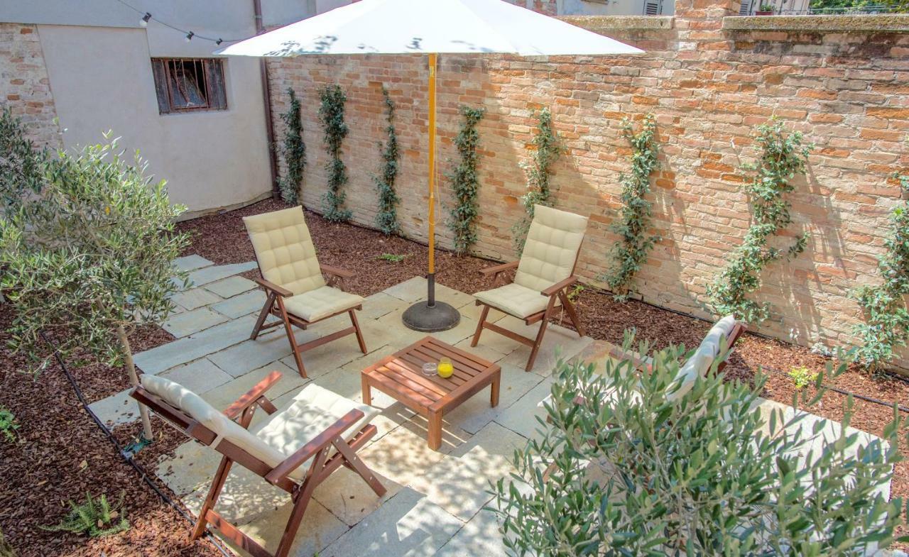 La Canonica - Charming Self-Catering Apartments In นิซซา มอนแฟร์ราโต ภายนอก รูปภาพ